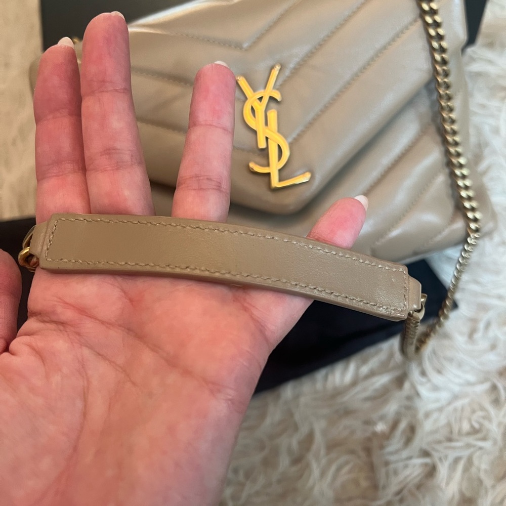Saint Laurent Small Lou Lou Taupe Quilted Full Set - Picture 10 of 10